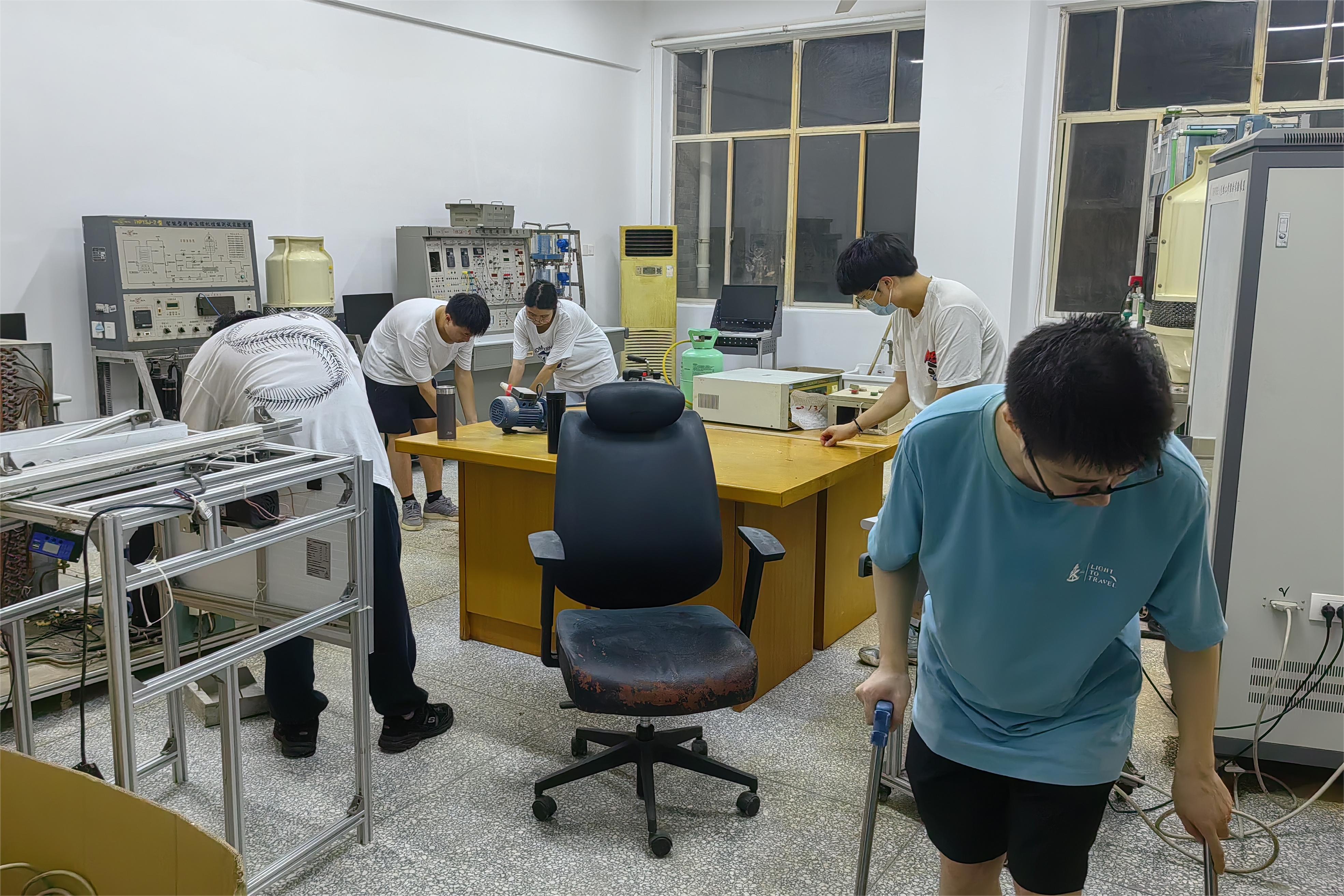 William威廉官网