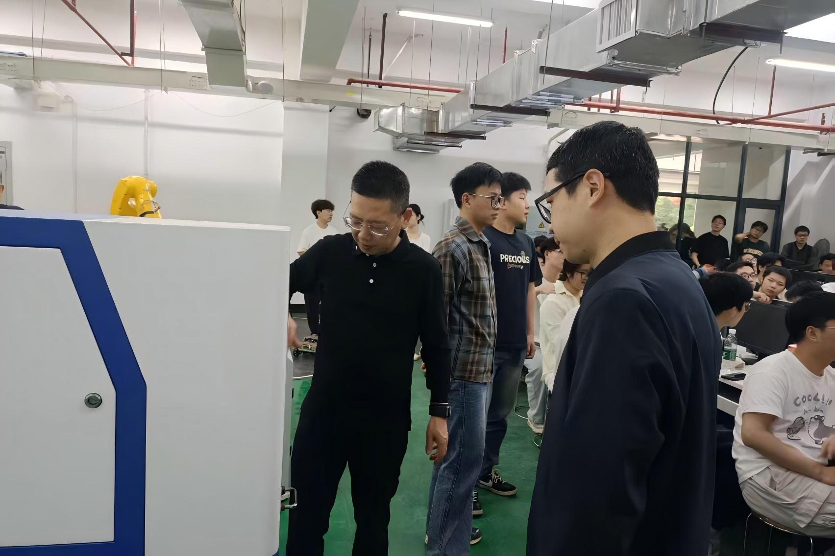 William威廉官网